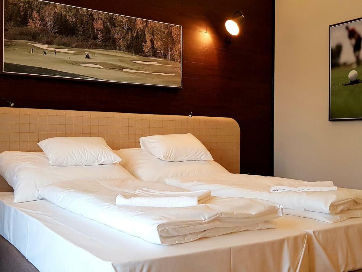 مبيت وإفطار Alcsutdoboz Pannonia Golf & Country Club المظهر الخارجي الصورة