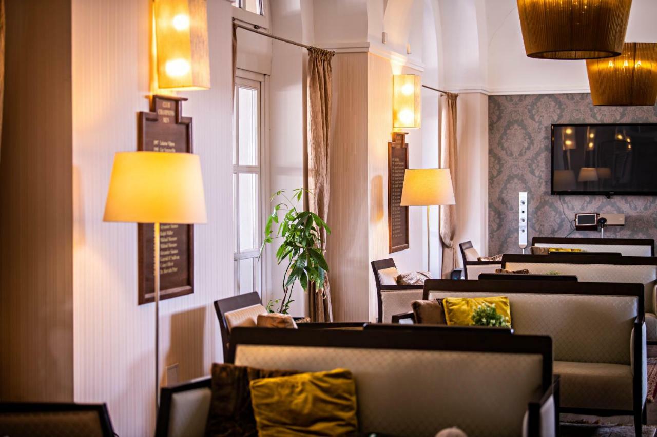 مبيت وإفطار Alcsutdoboz Pannonia Golf & Country Club المظهر الخارجي الصورة