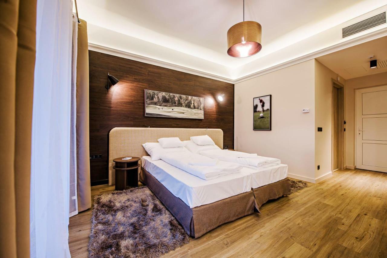 مبيت وإفطار Alcsutdoboz Pannonia Golf & Country Club المظهر الخارجي الصورة